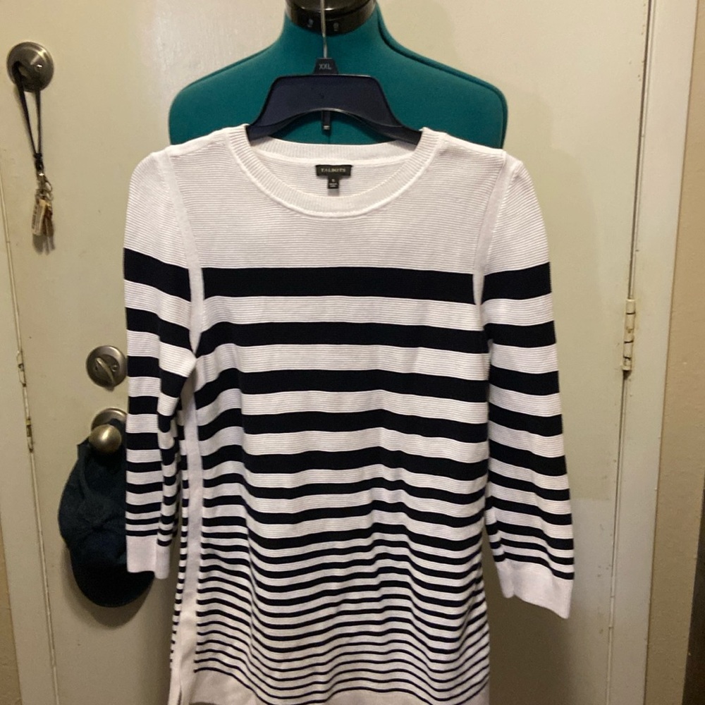 Vintage Talbots Sm Black & White Striped 3/4Sleeve Sweater 60% & 40% Rayon